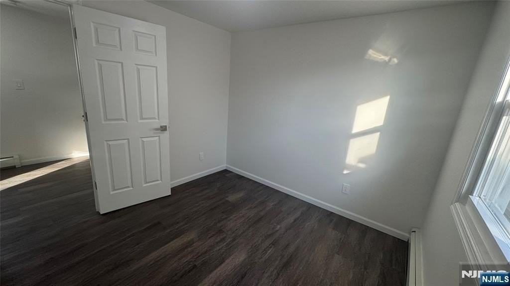 31 Chestnut St - Photo 5 of 20