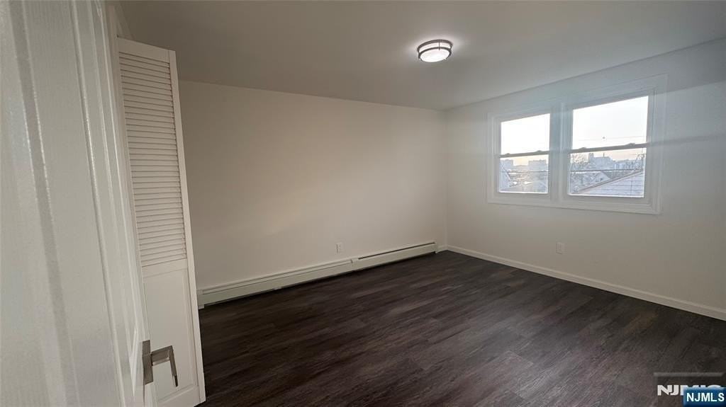 31 Chestnut St - Photo 7 of 20