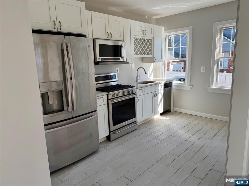 230 Milford Ave - Photo 2 of 10