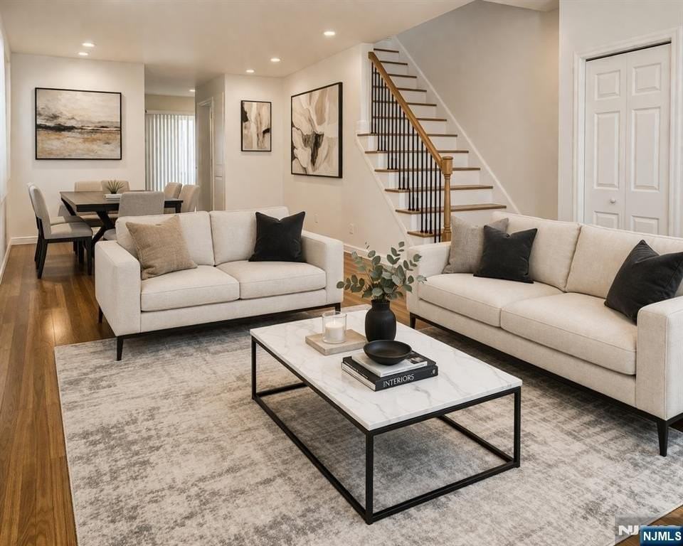 441 7th St - Photo 2 of 9