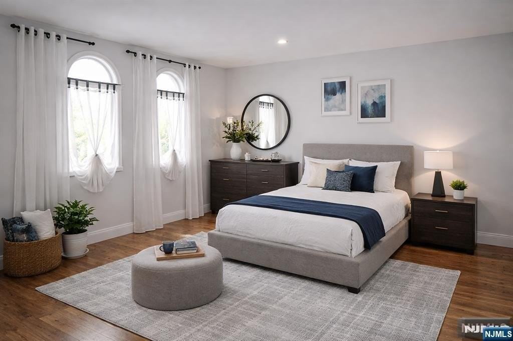 441 7th St - Photo 5 of 9