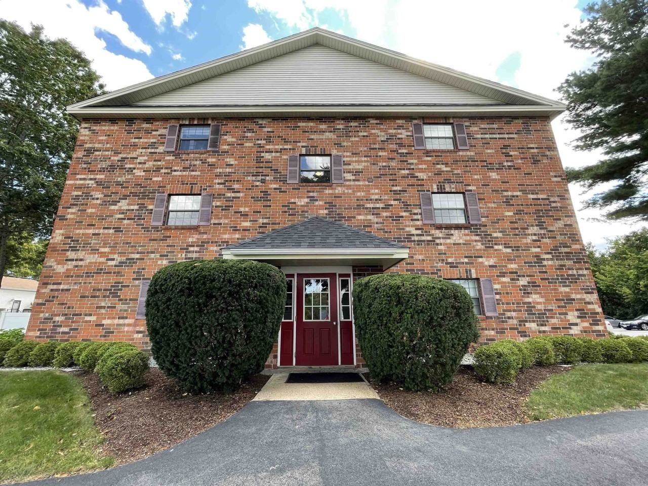 11 Railroad Ave #11 - Photo 4 of 40