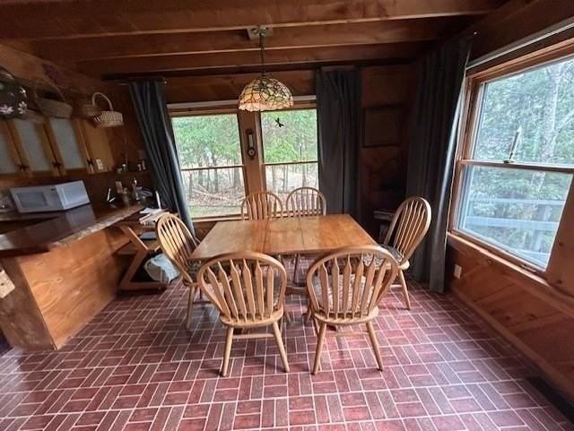 319 Chalk Pond Rd - Photo 3 of 15