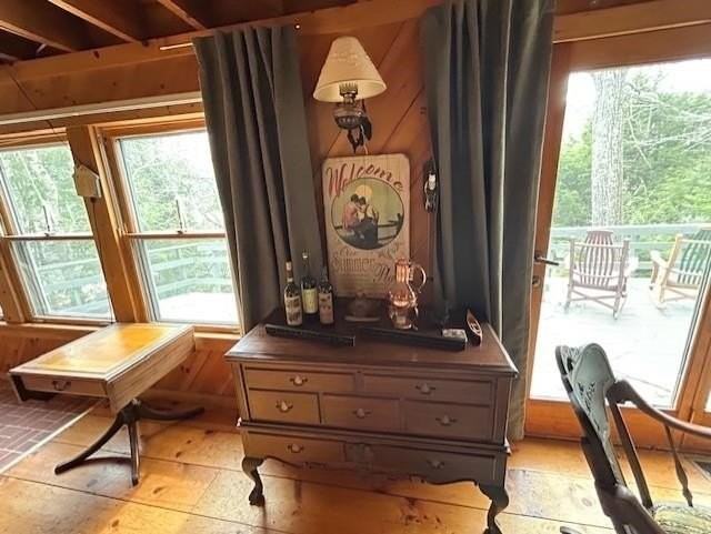 319 Chalk Pond Rd - Photo 4 of 15