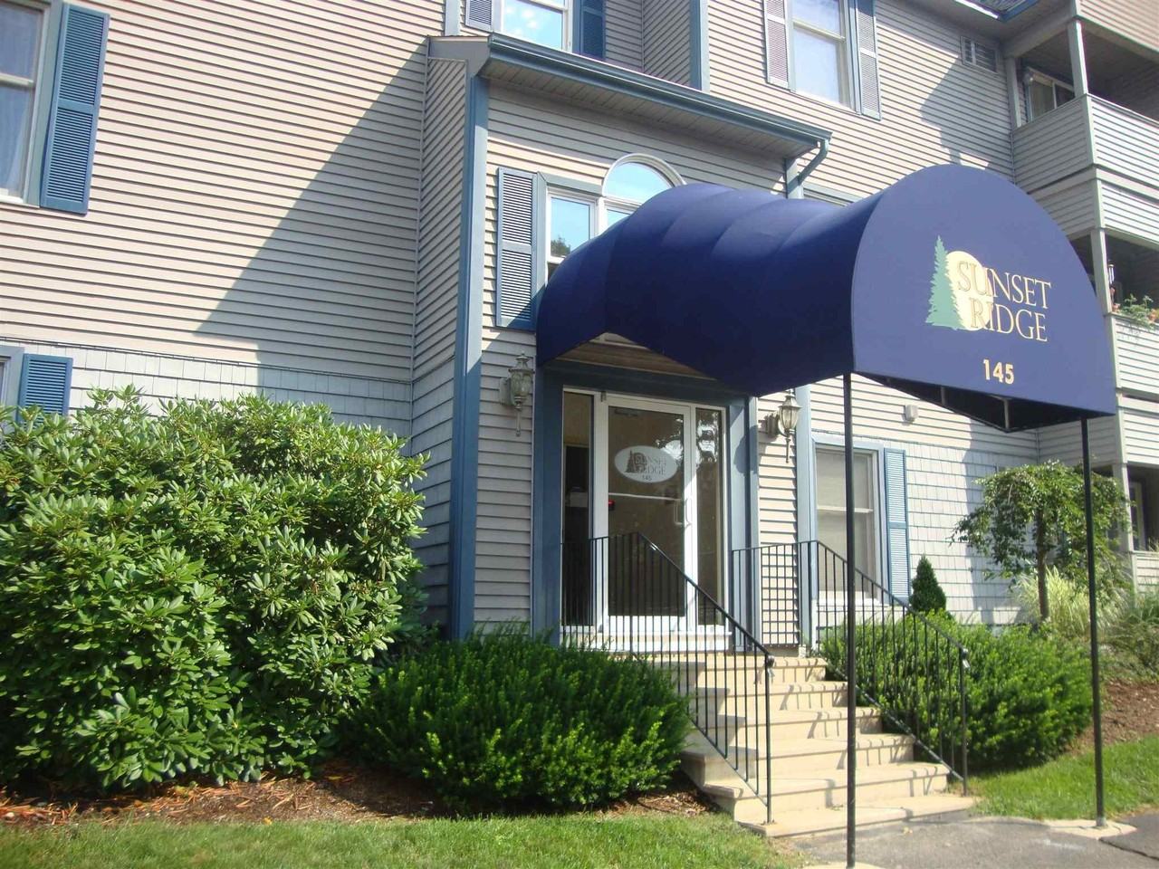 133 Eastern Ave #301 - Photo 3 of 40