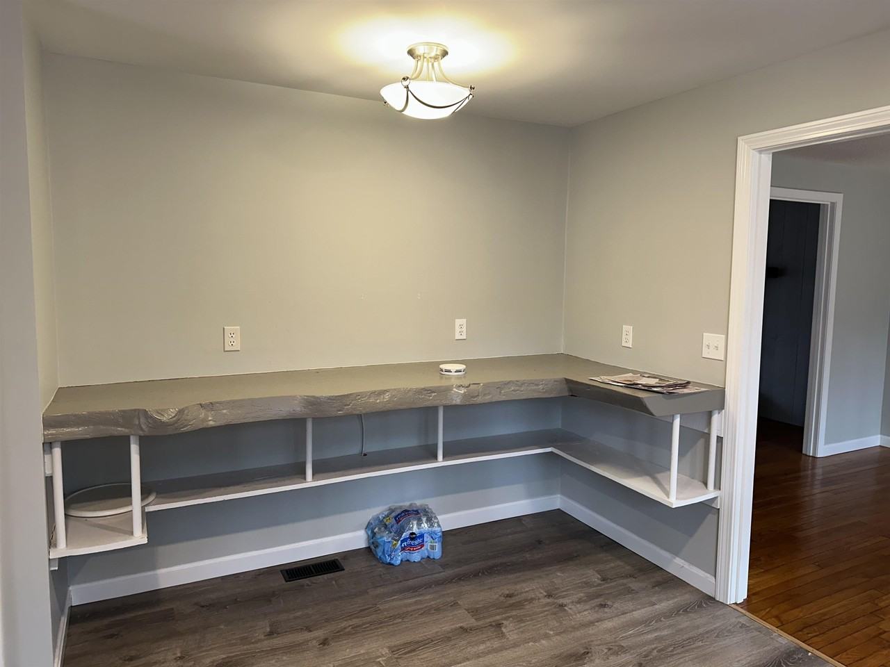 162 Gulf Rd - Photo 5 of 18