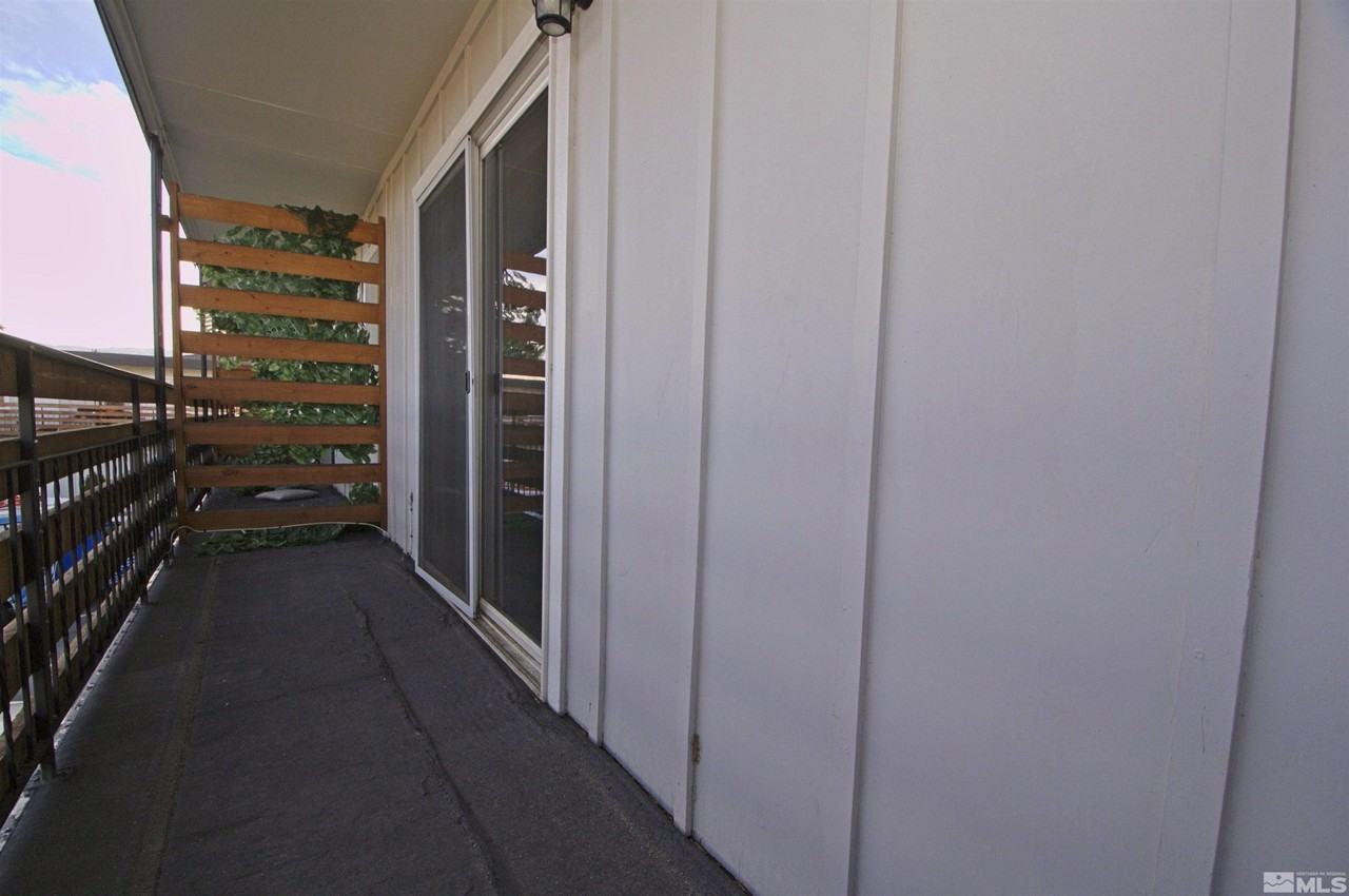 1953 Wedekind Rd - Photo 7 of 8