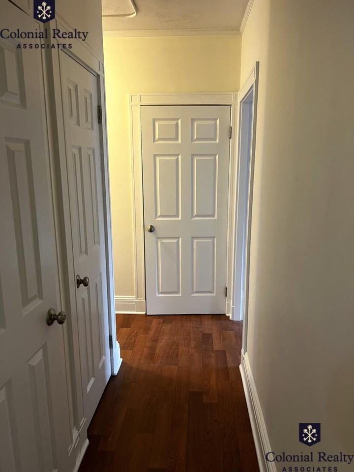 228 Walnut St - Photo 3 of 10