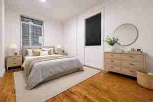 featured image of 936 W End Ave