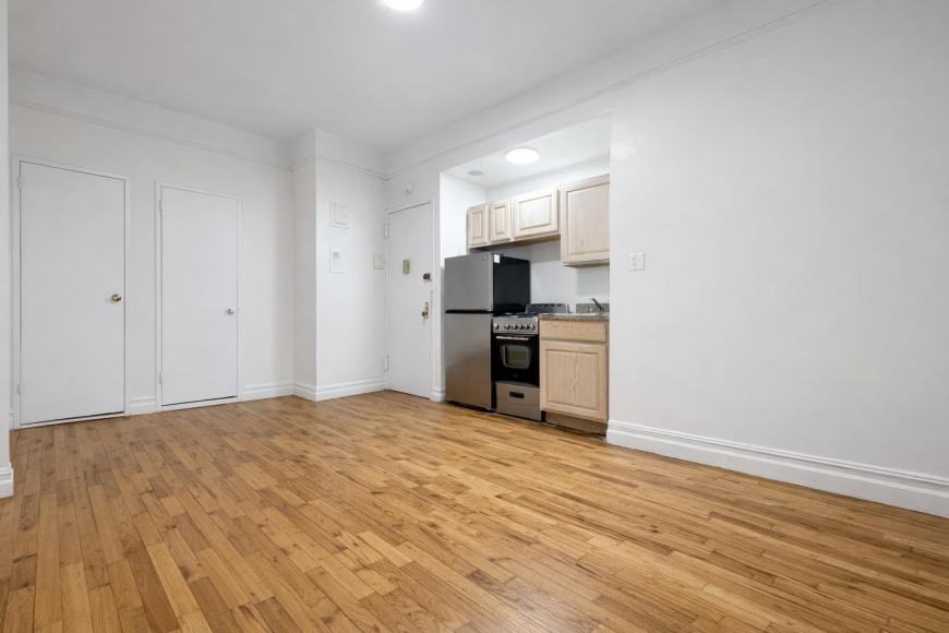 936 W End Ave - Photo 3 of 6