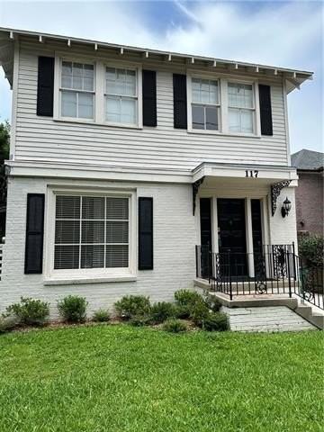 119 Avenue E - Photo 4 of 22