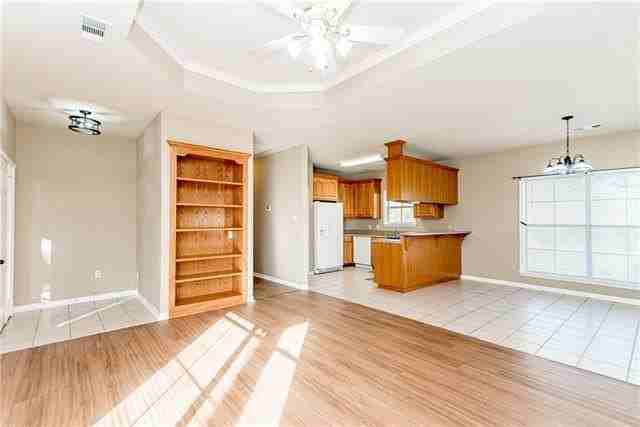 40052 Browns Oak Ln - Photo 2 of 22