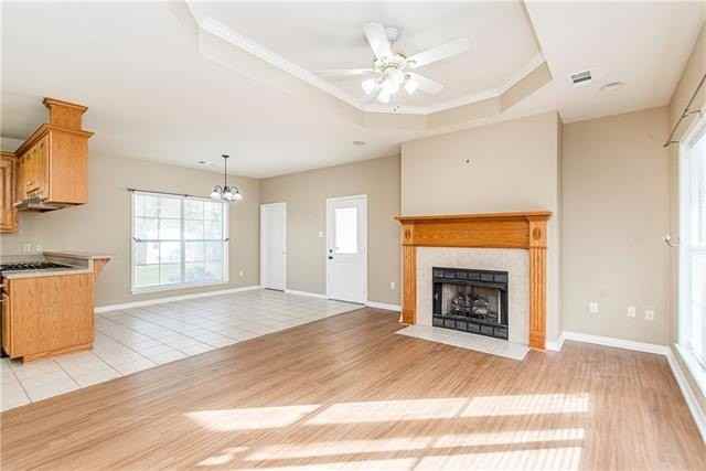 40052 Browns Oak Ln - Photo 3 of 22