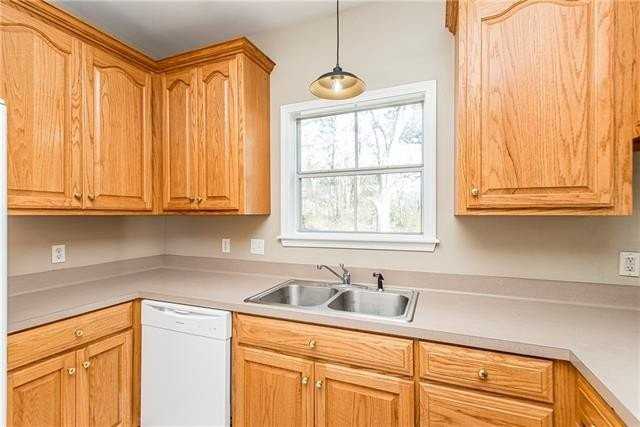 40052 Browns Oak Ln - Photo 7 of 22