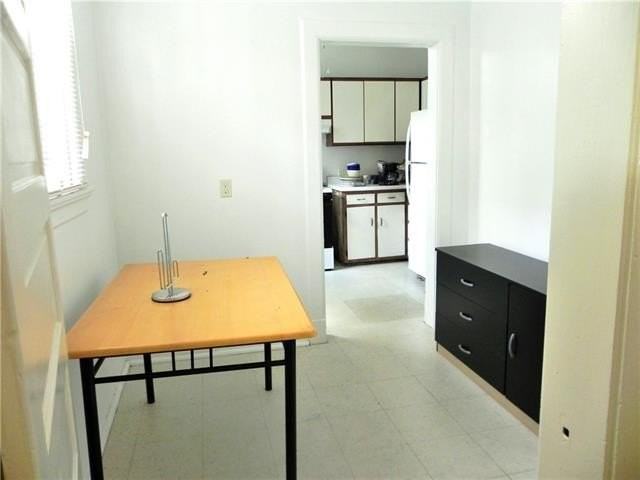 1221 Lowerline St - Photo 5 of 12