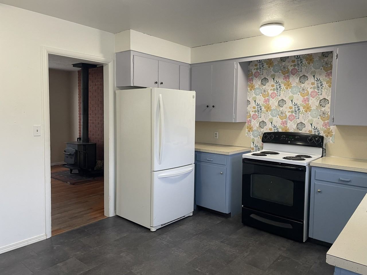 E 15th N #1 - Photo 3 of 15