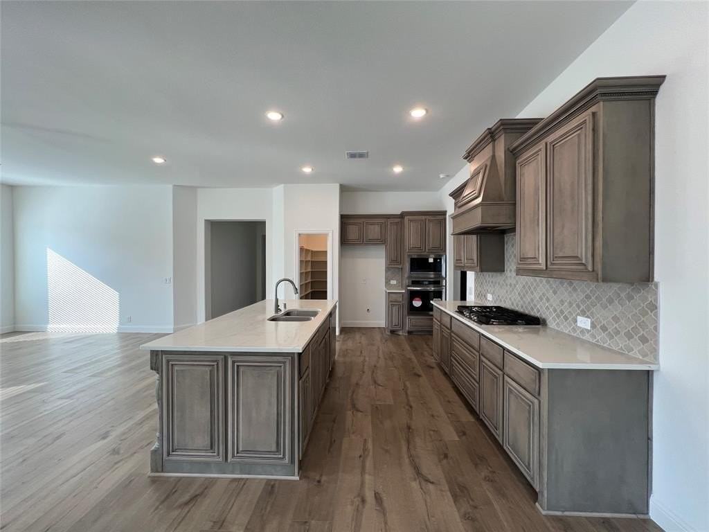 832 Blue Yucca Ln - Photo 7 of 26