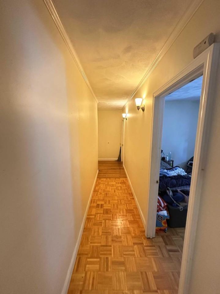 256 Harvard St - Photo 6 of 10