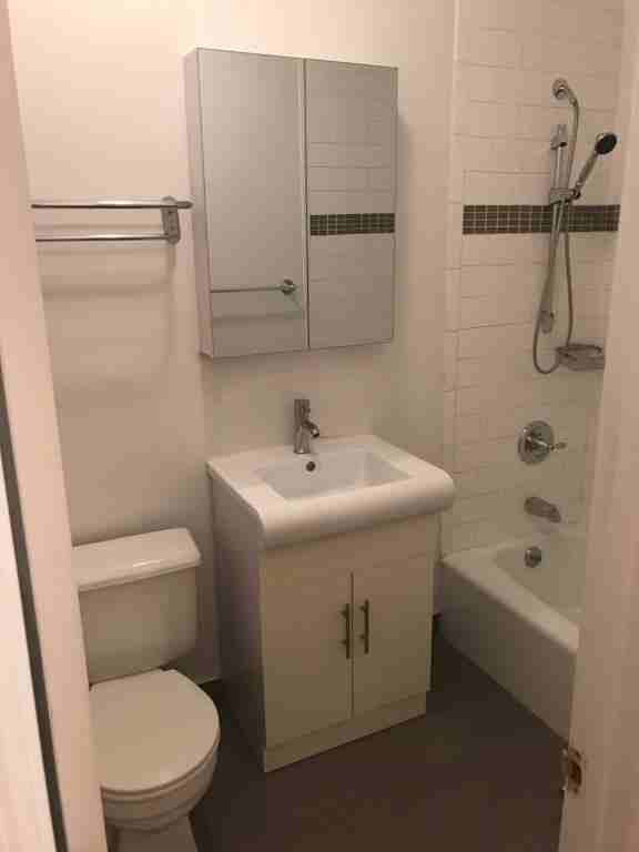 235 E 13th St - Photo 6 of 6