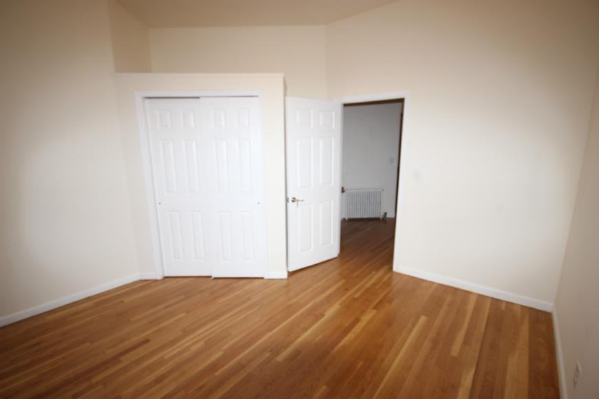 101 W 86th St - Photo 5 of 8