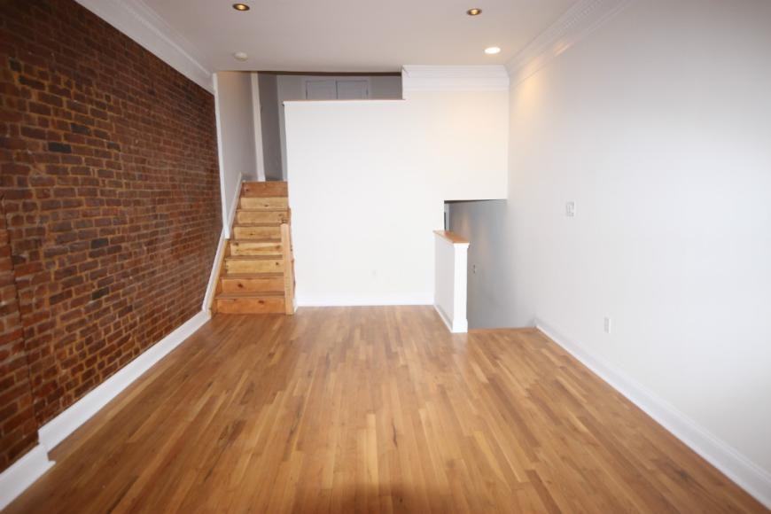 351 Amsterdam Ave - Photo 4 of 9