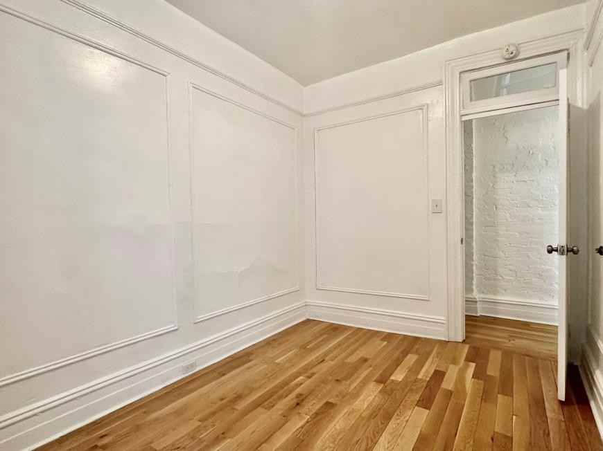 201 W 105th St - Photo 7 of 10