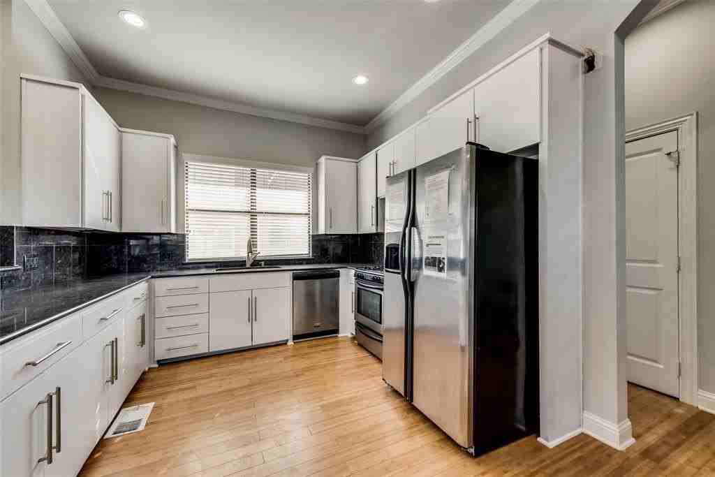 4432 Bowser Ave #C - Photo 5 of 17