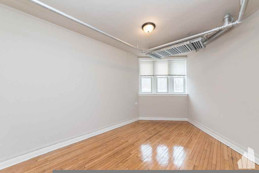 4255 W Addison St #65-1 - Photo 3 of 11
