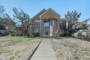 featured image of 1360 Shores Blvd