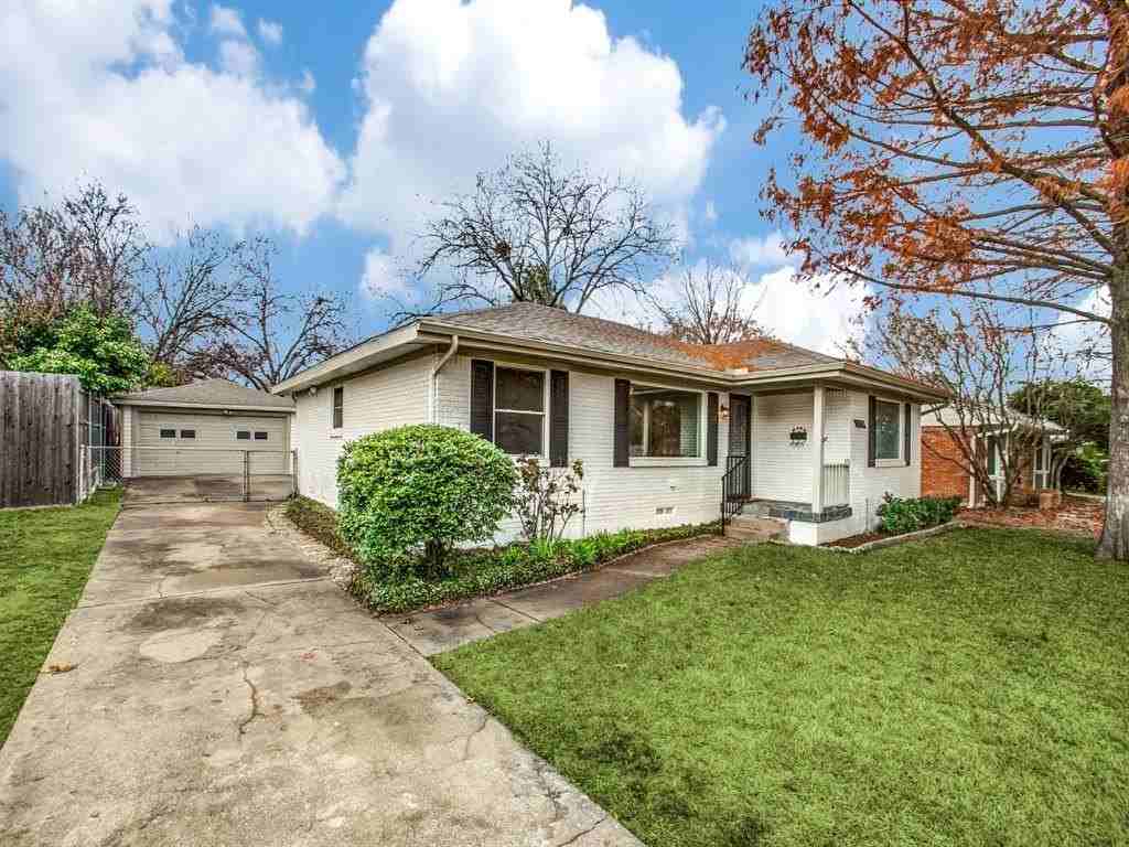 720 James Dr - Photo 2 of 22