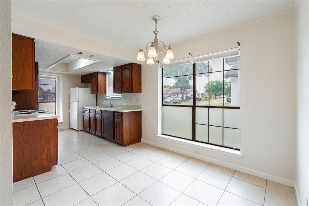 5417 Knollridge Dr - Photo 5 of 27