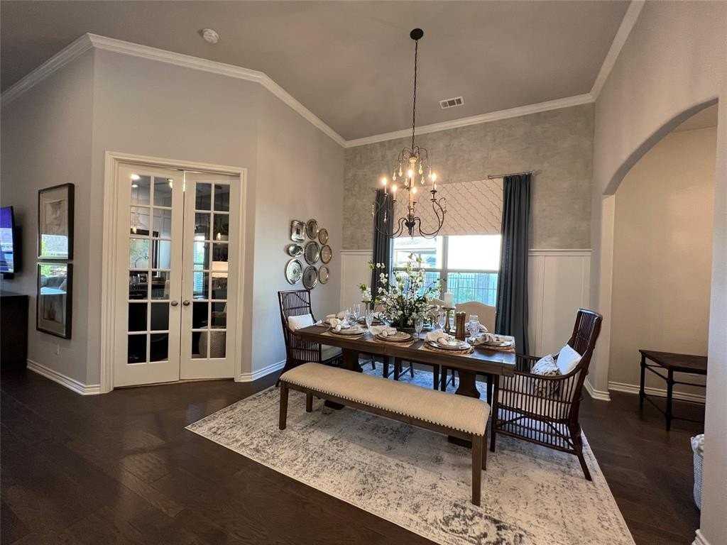 857 Highlands Ave - Photo 5 of 24