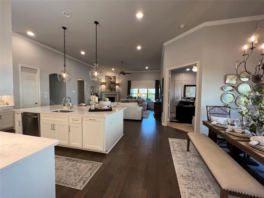 857 Highlands Ave - Photo 6 of 24