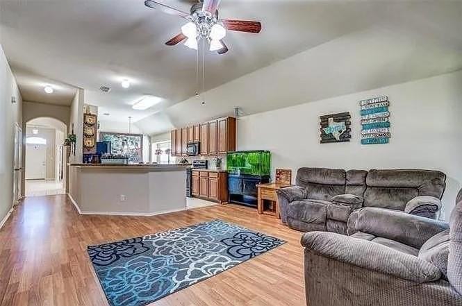 2601 Prescotte Pointe - Photo 7 of 21