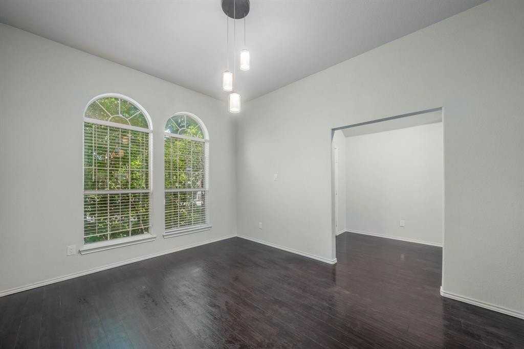 5816 Mariposa Dr - Photo 4 of 32