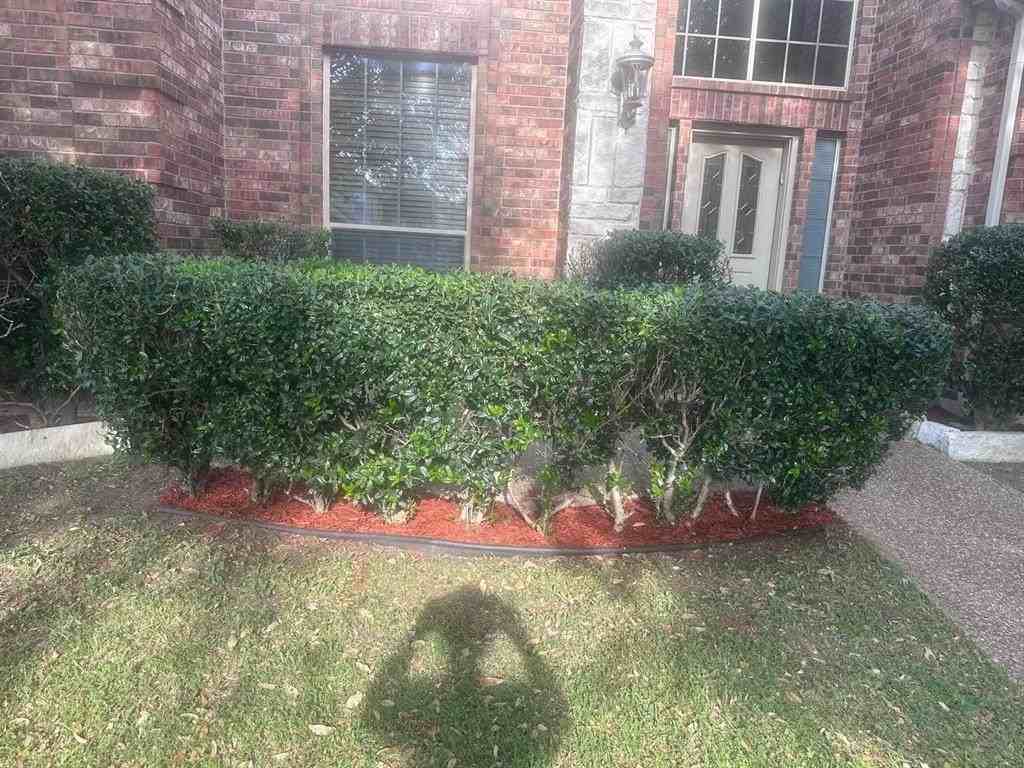 7578 Seawood Dr - Photo 4 of 33