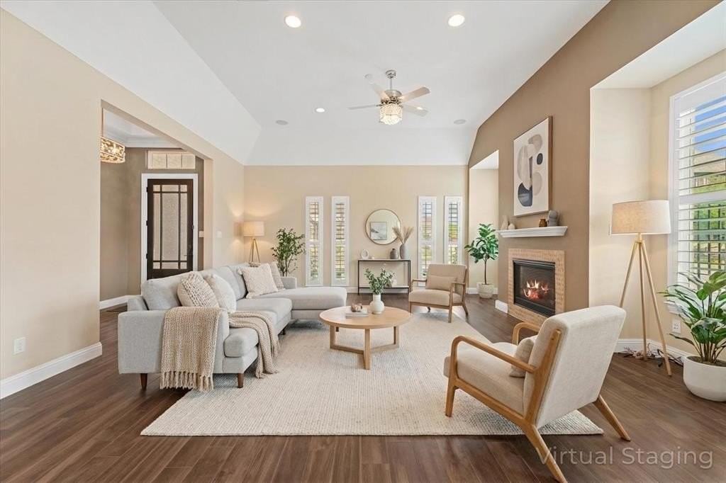 1026 Asbury Dr - Photo 5 of 29