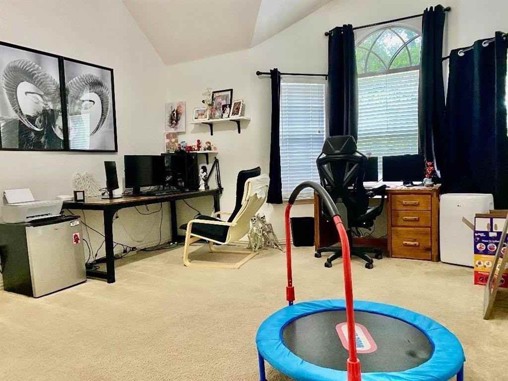 8408 Catskill Ct - Photo 7 of 13