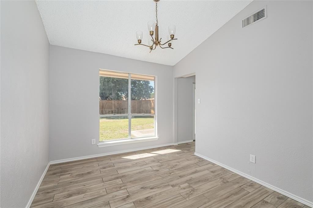 5309 Heather Glen Dr - Photo 7 of 16