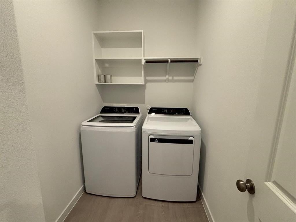 1320 Rockwell Dr - Photo 6 of 12