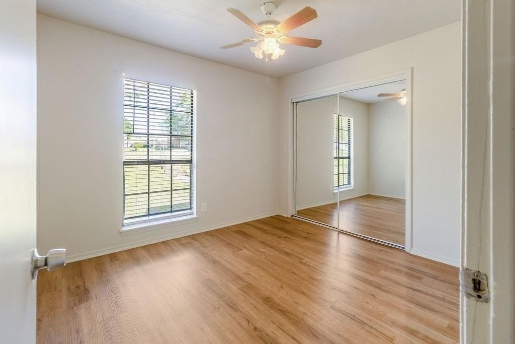 452 Matterhorn St - Photo 7 of 16