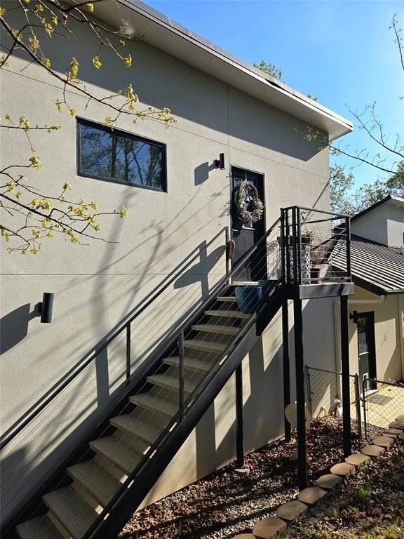 831 S French Ave #1 - Photo 2 of 10