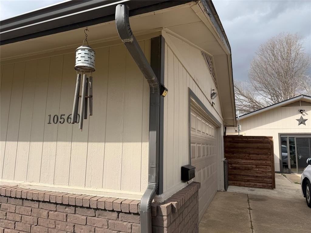 10560 Rose Bud Ct - Photo 4 of 9