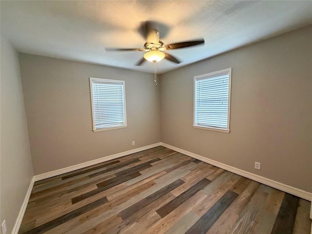 10560 Rose Bud Ct - Photo 5 of 9