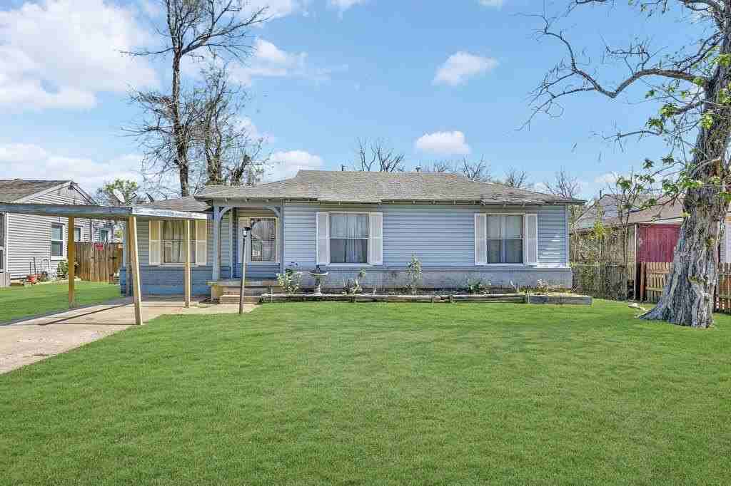 10922 Castolon Dr - Photo 4 of 30