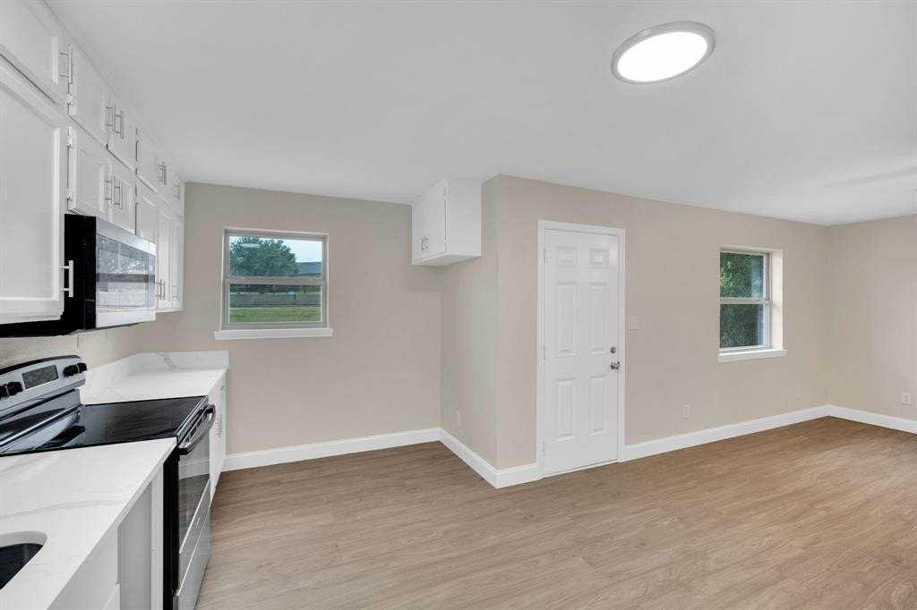 709 George Hopper Rd - Photo 3 of 15