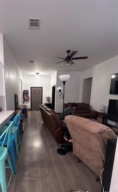 324 Bronco Dr - Photo 2 of 17