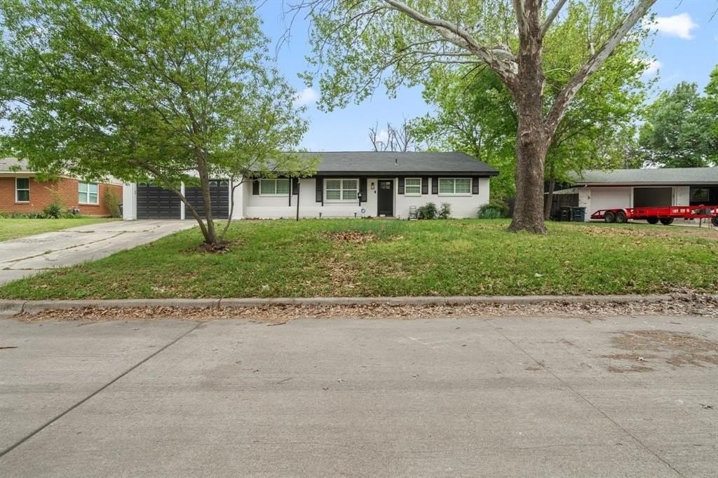 5825 Walla Ave - Photo 2 of 33