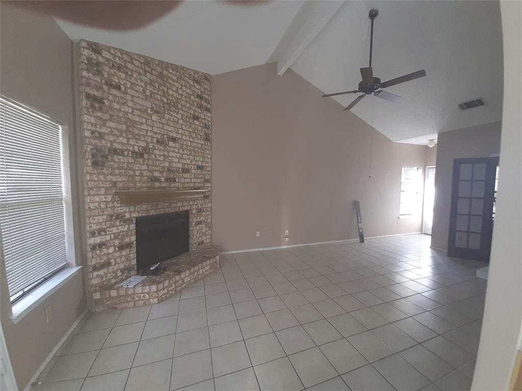 623 Canterbury St - Photo 3 of 22