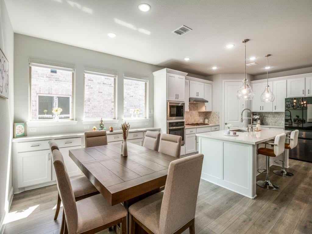 1510 Geranium Ln - Photo 5 of 21